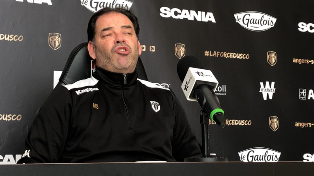 Stéphane Moulin avant PSG-Angers Sco