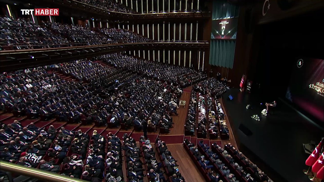 Başbakan Yardımcısı Bozdağ: Türk milleti iyilik ve yardımlaşmada örnek ve lider bir ülke