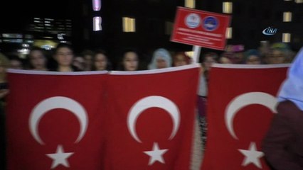 Yurt odalarının ışıklarıyla Afrin'e selam gönderdiler