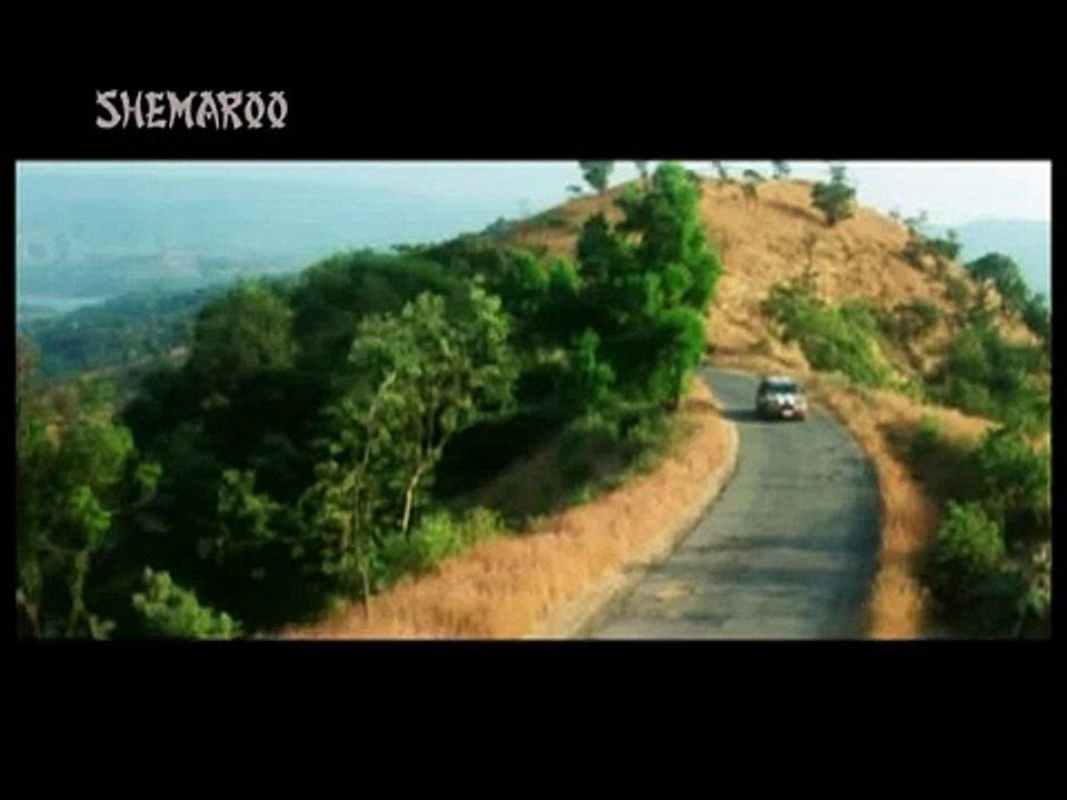 My God ! Lift from Mr.Iyer................ - Dhamaal Comedy Scene