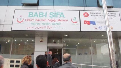 AB Türkiye Delegasyonu Başkanı Berger, Göçmen Sağlığı Merkezi'ni Ziyaret Etti