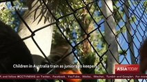Australian children enjoy experience as zookeepers