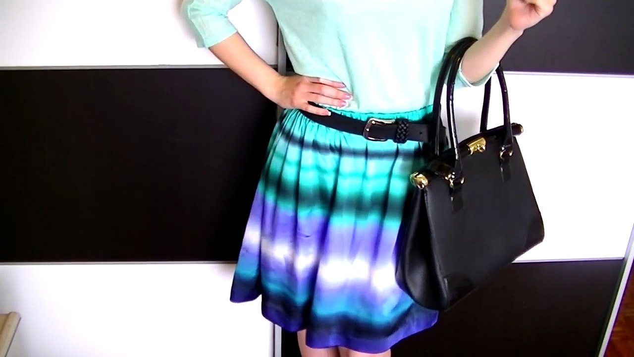 ¿Como combinar la ropa de color verde turquesa?