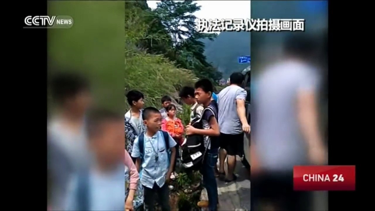 Man charged with minivan overloading