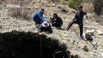 Earthquake causes 20-meter-deep hole in Tibet