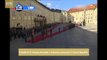 【V观】Chinese President Xi Jinping uses Czech to greet Czech guard of honor “战士们好！”习近平主席用捷克语问候捷方仪仗队