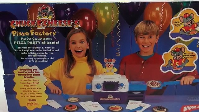 Chuck E Cheeses Pizza Fory Kids Oven! Make Mini Chef Boyardee Pizza!