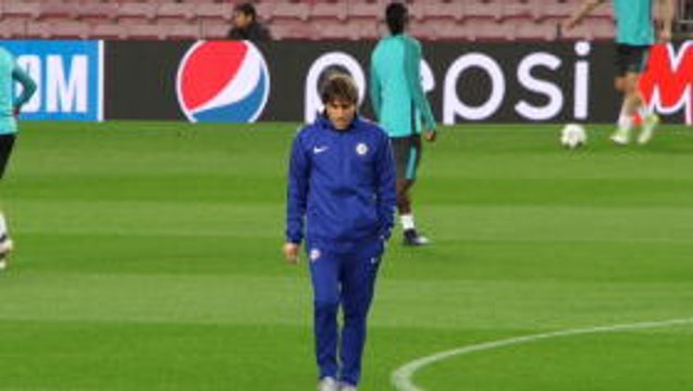 Hazard, Willian, Morata, Giroud and Conte get used to Barcelona's Nou Camp