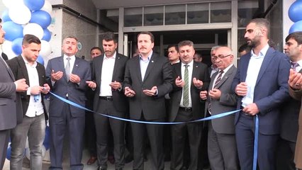 'Kamudaki Adam da Sakal Bırakabilsin, Kravat Takma Mecburiyetinde Kalmasın"