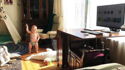 Un bébé danse sur MGMT