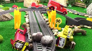 Thomas and Friends Accidents will Happen Toy Train Thomas the Tank Engine Episodes Compilation