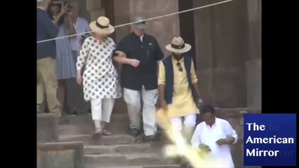 سقوط هيلاري كلينتون مرتين علي الأرض