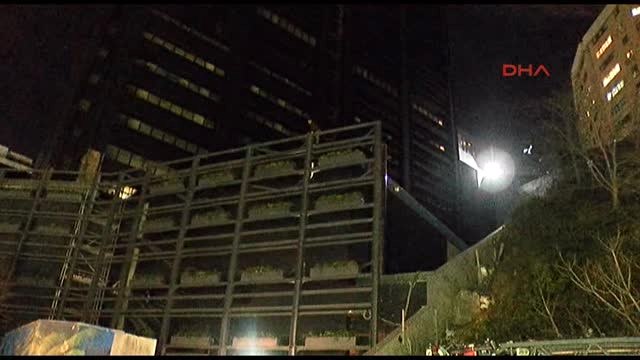 Kadir İnanır'ı Görmek İçin İnşaatın Çatısına Çıktı