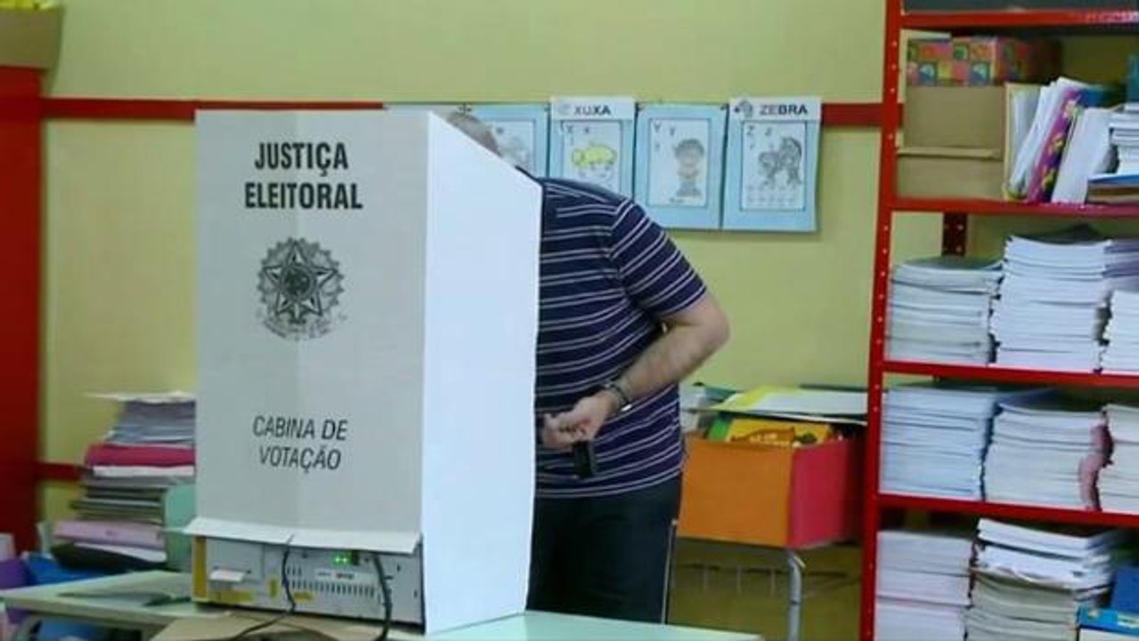 Maioria dos brasileiros não acredita nas promessas de candidatos