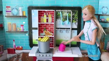 Barbie Doll and Play Kitchen Barbie Spaghetti Chef makes dinner for Ken