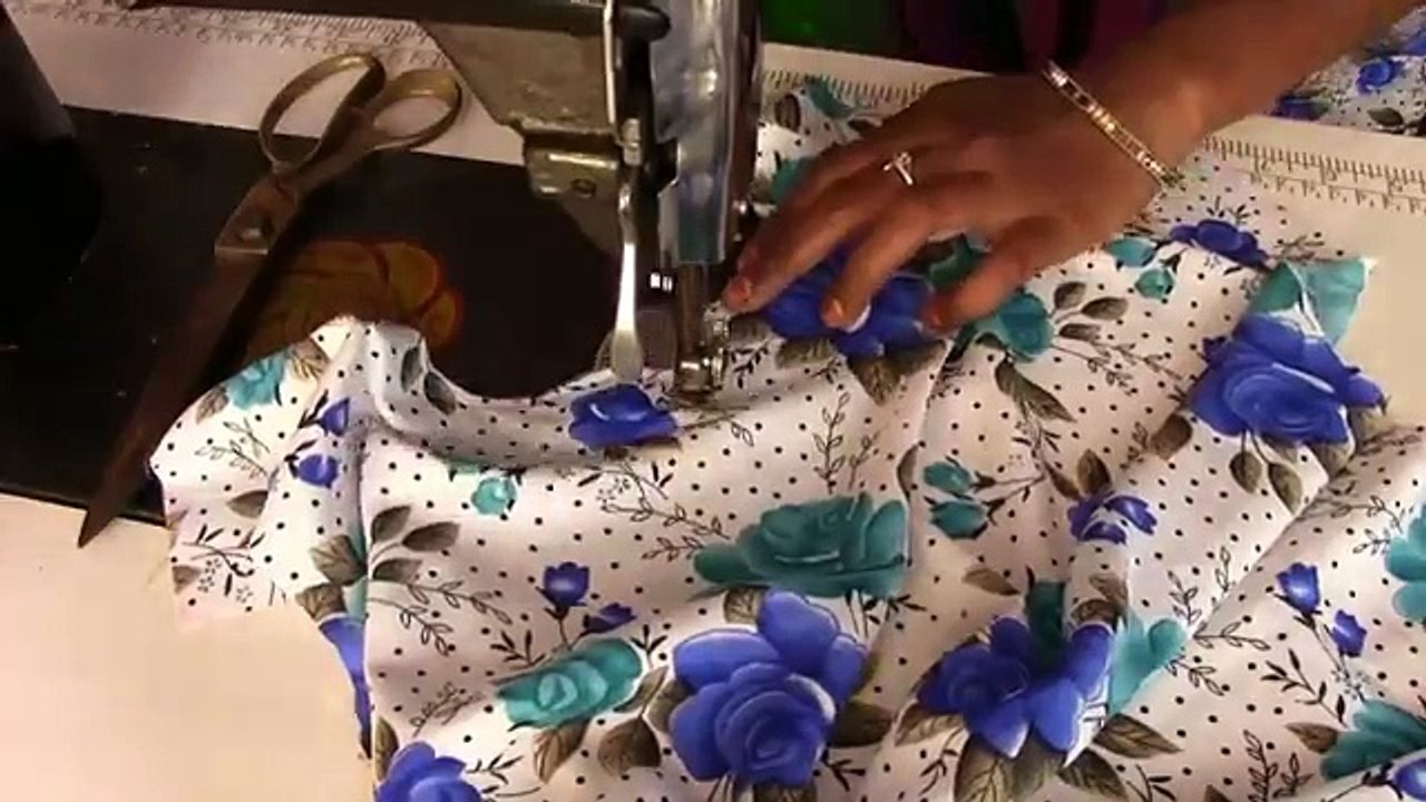 Ladies Kameez (Salwaar Kameez) 2. Stitching & Finishing Up with English Subtitles.