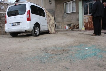 Korucuya Hain Pusu! Evinin Önünde, Arabadan İnerken Vurdular