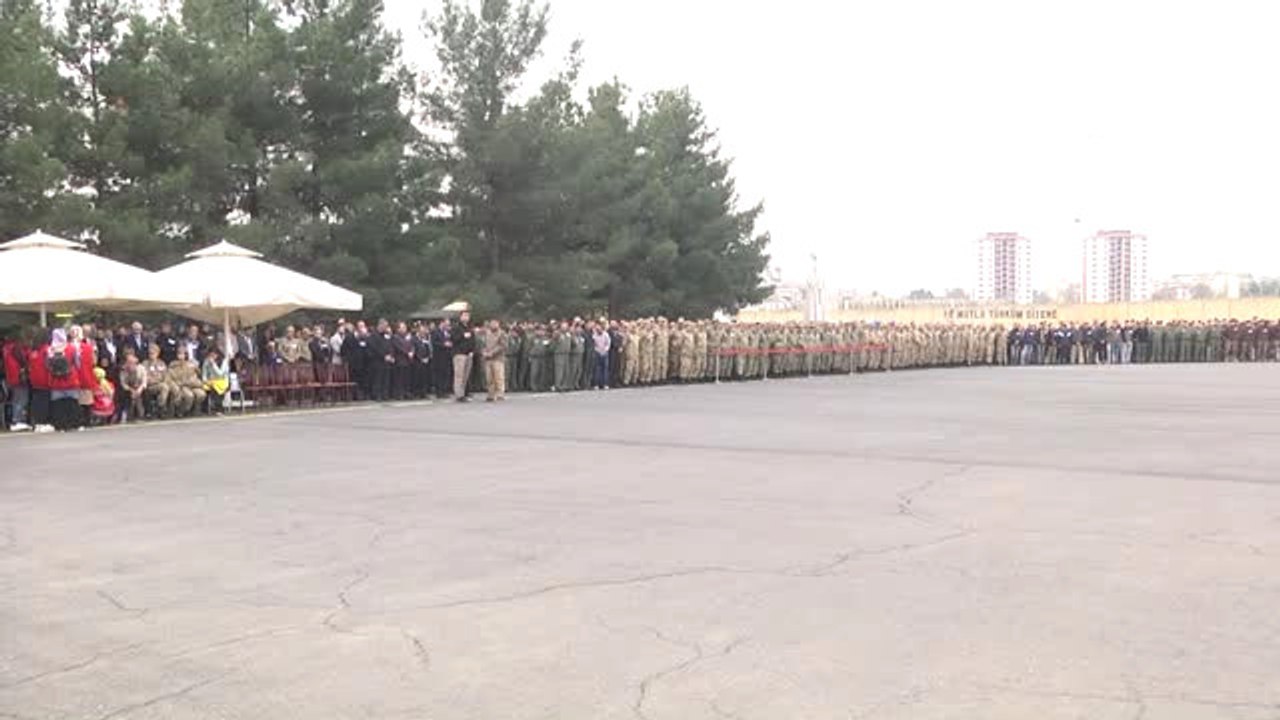 Şehit Askerler İçin Cenaze Töreni Düzenlendi