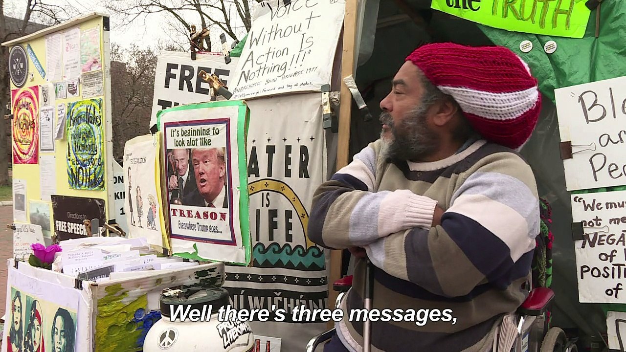 Longtime White House protester has passion for peace