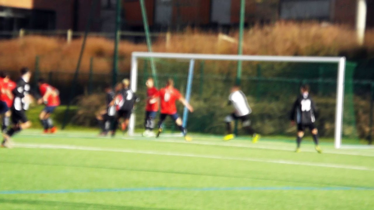 Championnat senior D1. FC LINSELLES - FC LAMBER...