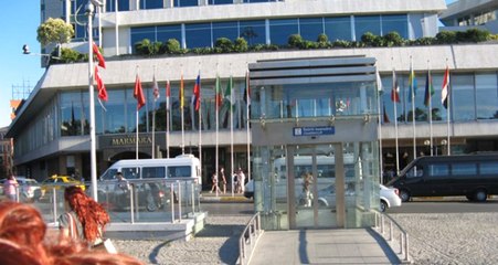 Metro Asansöründen Tekerlekli Sandalyedeki Vatandaşı Atmaya Çalıştılar: Allah da Biliyormuş...