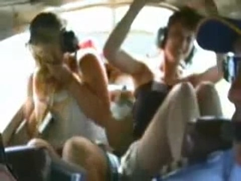 Looping en avion vomi au plafond