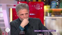 Thierry Ardisson pleure sur  commande d'après Stéphane Guillon