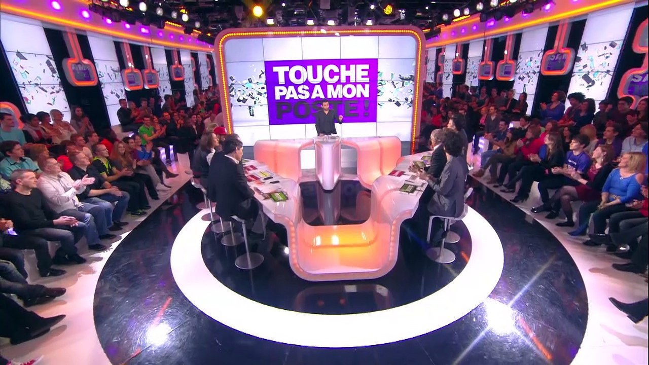 TPMP Story : Alex Lutz se moque des chanteurs de télé-crochets (Vidéo)