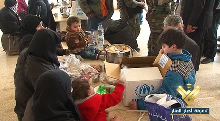 الجيش السوري على ابواب دوما  وخروج عشرات العائلات من الغوطة