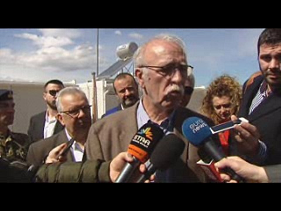 Στο προσφυγικό κέντρο της Θήβας ο Πρόεδρος της Πορτογαλικής Δημοκρατίας
