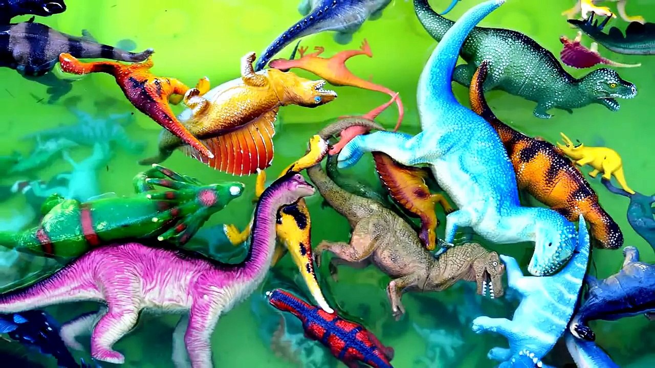 200+ Dinosaur Toys Squishy Gelli Baff Paddling Pool Bath Moshi GOO Gelli Baff Kids Balloons and Toys