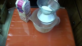 How to Make Whipped Cream Icing Real Time | Chox Decorates #18