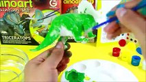 Dinosaur toy painting with watercolors | Dinosaurio de juguete para pintar con acuarelas - 2/6