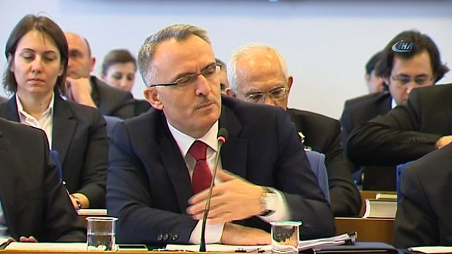 Maliye Bakanı Naci Ağbal:“Vergi denetim kurumu bünyesinde KDV iadeleriyle ilgilenecek yeni grup başkanlıkları oluşturulacak. İade incelemelerini yapacaklar”