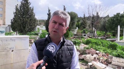 Mezarlığın gömü alanındaki kaçak duvarlar yıkıldı - İZMİR