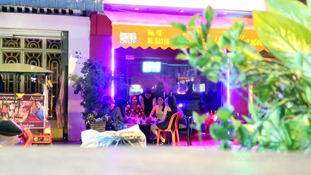 Cambodia Nightlife 2016 VLOG 98 bars clubs girls