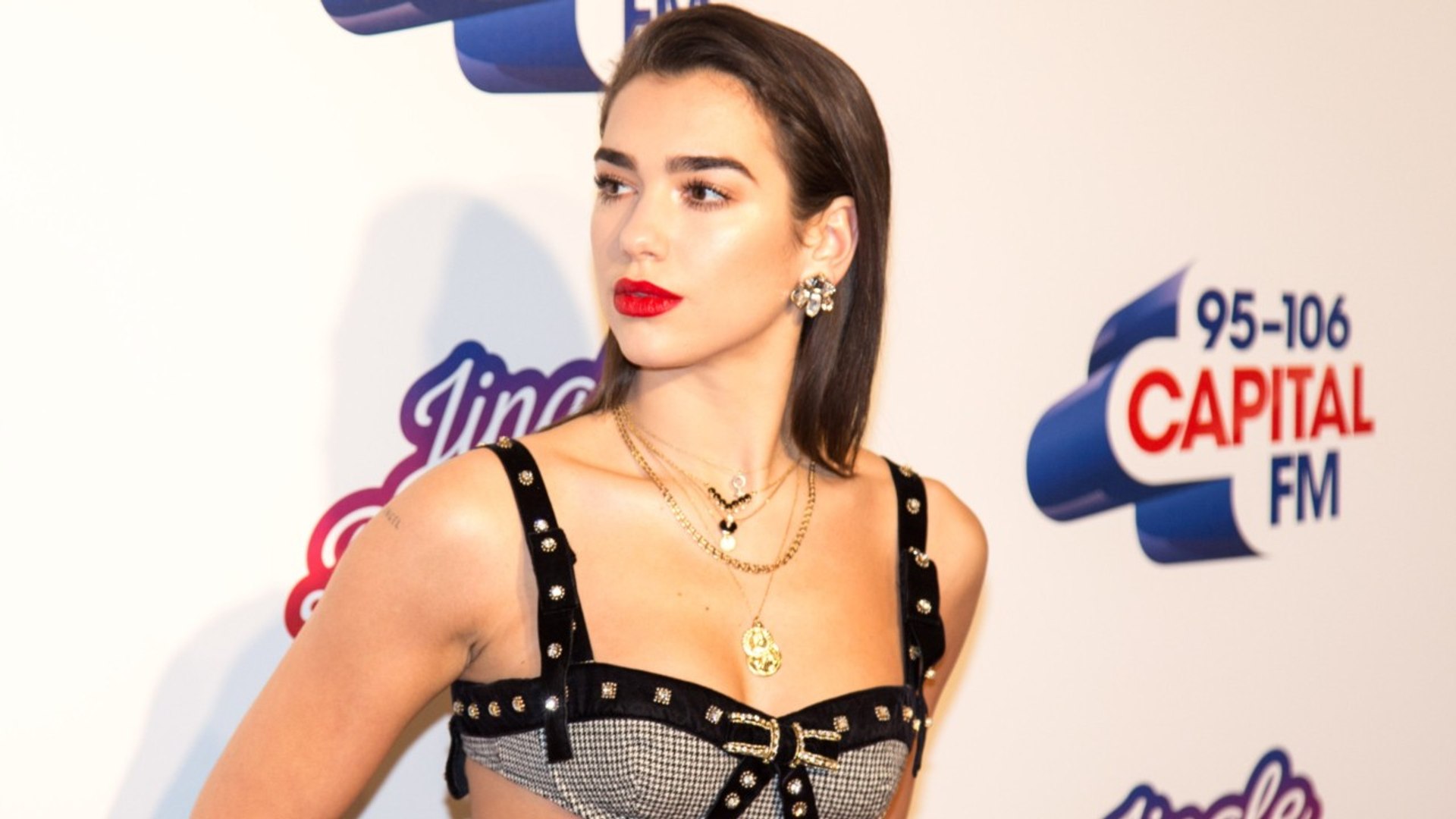 Dua Lipa Cancela Shows Para Someterse A Urgente Cirugía Dental