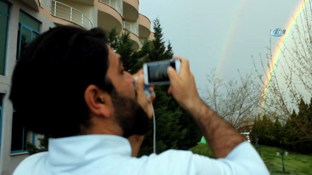 Çift gökkuşağı izleyenleri hayran bıraktı
