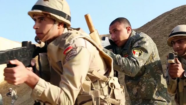 التدريب المشترك بين طلبة الكلية الحربية و طلبة كلية الشرطة