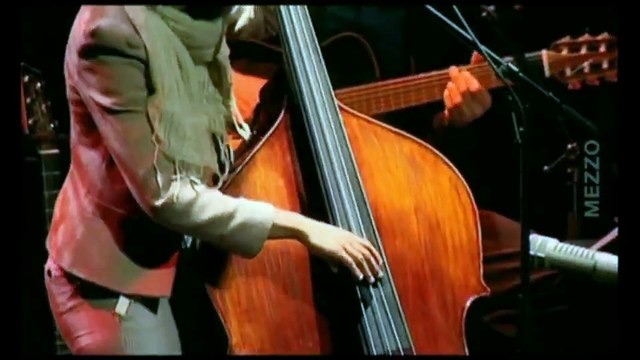 Esperanza Spalding Quartet - Jazz Sous Les Pommiers (2008)