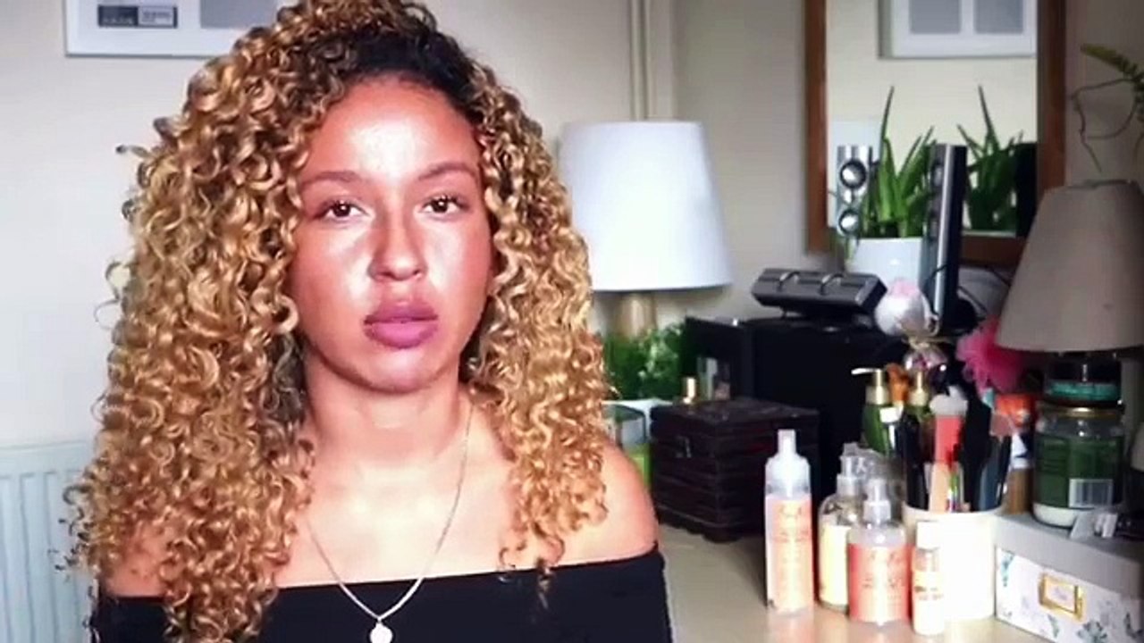 MY CURLY HAIR ROUTINE (Legendado)