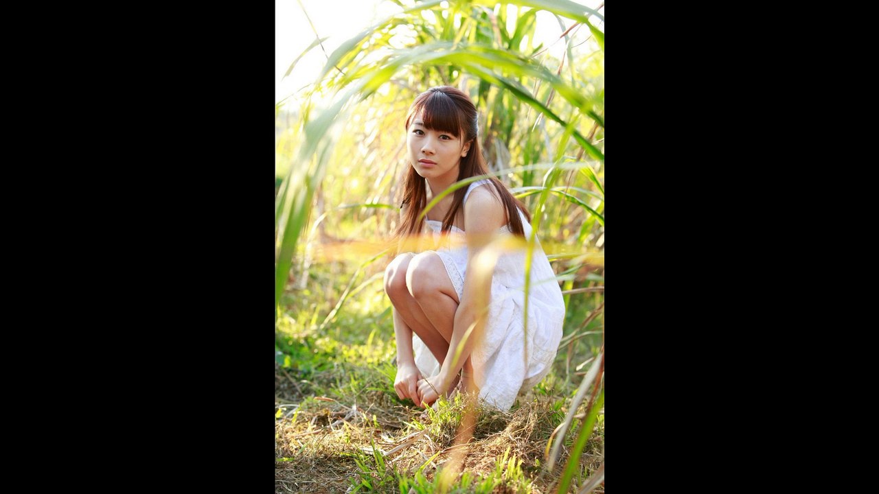 石田亜佑美／Hello! Project Digital Books.128