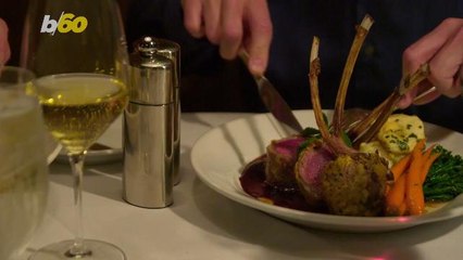 Don't Do These Things While Eating Out