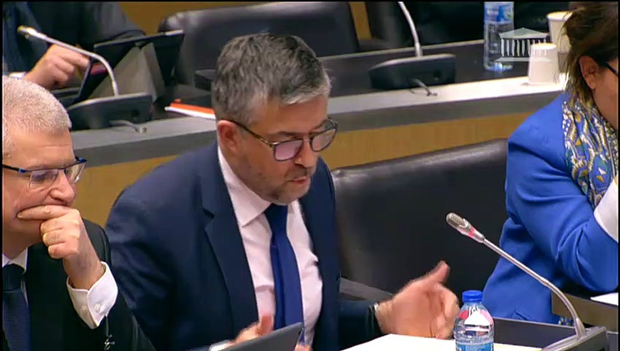 Commission du développement durable : M. Jean-Cyril Spinetta, accompagné de M. Jean-François Colin, sur le rapport « L’avenir du transport ferroviaire » - Mercredi 14 mars 2018