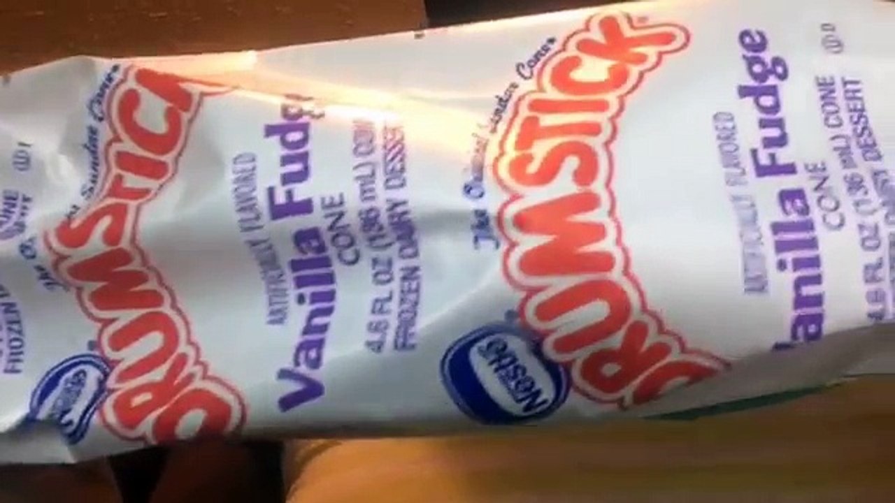 MUKBANG EATING ICE CREAM (DRUMSTICK)