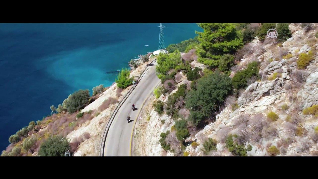 Sinema - Kaybedenler Kulübü Yolda - İSTANBUL