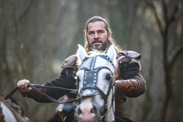 Diriliş Ertuğrul'da Kıyım! Son Bölümde 3 İsim Birden Veda Etti