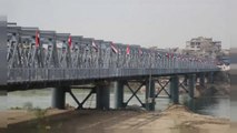 Mossoul, le pont de fer inauguré, la reconstruction avance