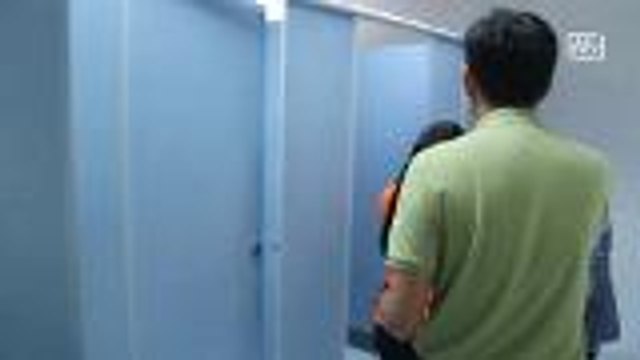 Honest housekeepers from Myanmar return wallet to owner