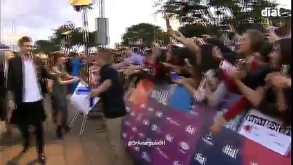 Agoney, Ana, Aitana, Amaia, Alfred, Miriam, Nerea, Cepeda y Roi en la Alfombra Premios Dial 15-3-18